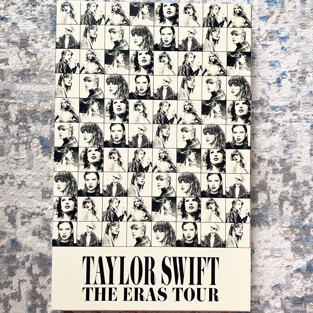 Taylor Swift - The Eras Tour VIP Box (Complete Package)